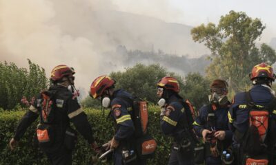 Požari u Grčkoj se šire od Krita do Lezbosa, troje vatrogasaca izgubilo život