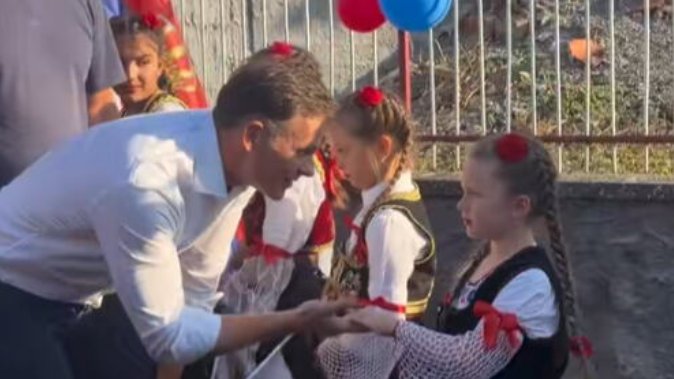 Siniša Mali posetio Bojnik i šaljivo komentarisao broj susreta sa građanima – poseta Bojniku