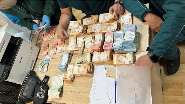 Akcija protiv krijumčarenja novca u jugoistočnoj Evropi, zaplenjeno više valuta i srebrni nakit