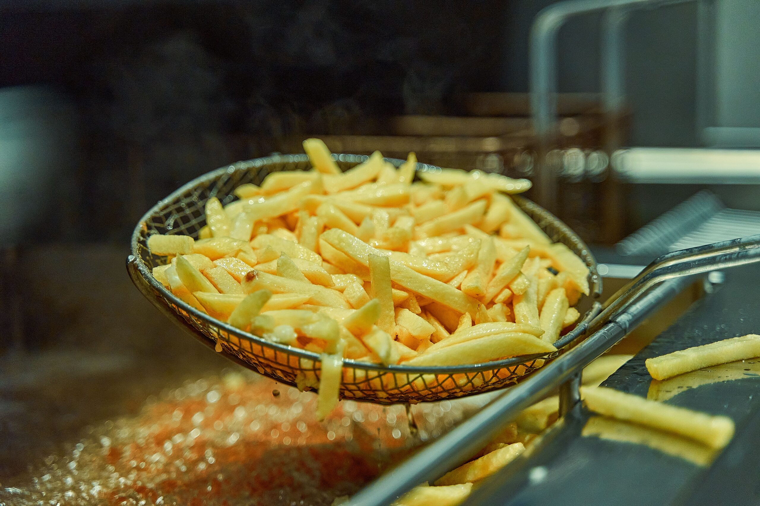 Kako pečenje pomfrita utiče na zdravlje žena i porodice