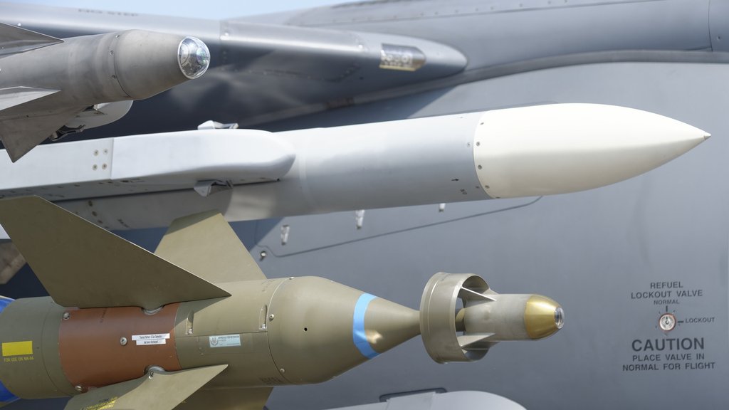 Ruska raketa povredila vazdušni prostor Poljske, ukrajinski avioni reagovali na granici – ruska raketa Poljska