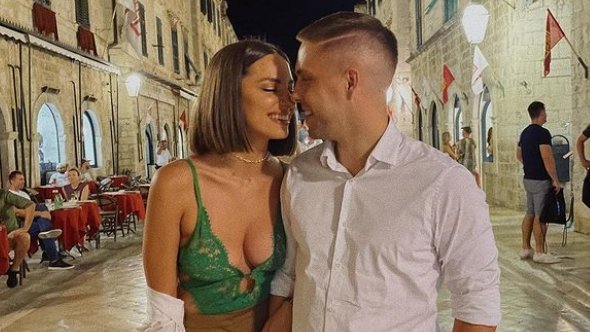 Žiga Sotlar uživa sa prijateljima u Hrvatskoj dok Sara Jo otkriva novu ljubav – Žiga Sotlar u Hrvatskoj