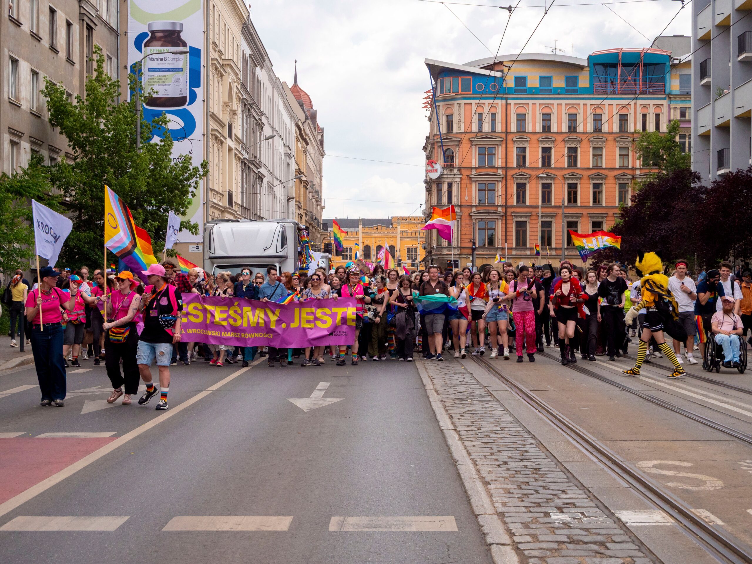 Evropa nastavlja sa proslavom Prajda uprkos napadu u Berlinu – Prajda parada bezbednost