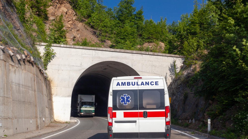 Hitna intervencija nakon uboda stršljena kod Ivanjice spasila život Bojanu iz Aranđelovca – drama kod Ivanjice