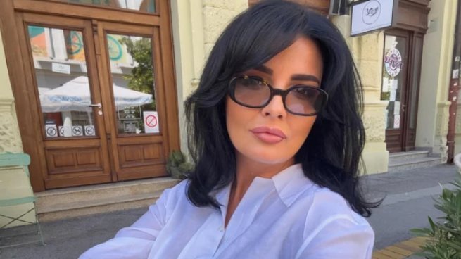 Milena Popović pozirala u bašti restorana, reakcije na njen stajling ne prestaju – Milena Popović Instagram