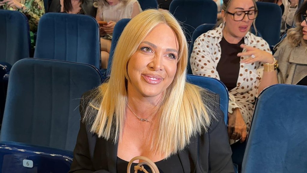 Milica Todorović ponovo na sceni: Anja Mit je iznenadila iskrenom podrškom – Milica Todorović povratak