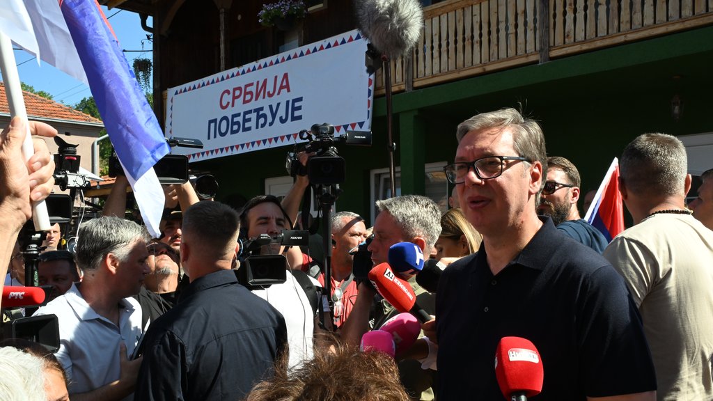 Predsednik Srbije najavio povećanje plata, penzija i minimalca u narednom periodu – povećanje plata penzija i minimalca