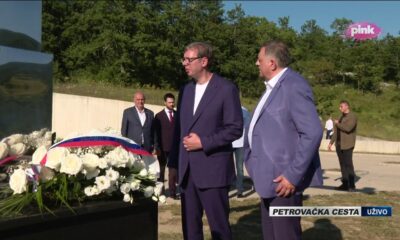Predsednik Vučić položio venac na Petrovačkoj cesti u znak sećanja na stradale Srbe – Vučić na Petrovačkoj cesti