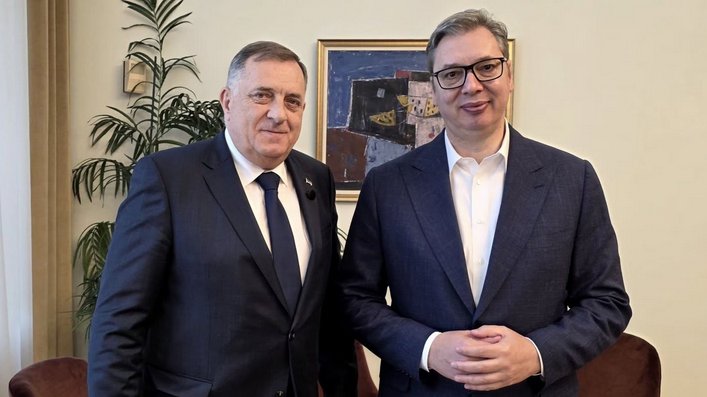 Predsednik Vučić i Dodik posetili manastir Rmanj povodom Ilindana – Vučić i Dodik u manastiru Rmanj