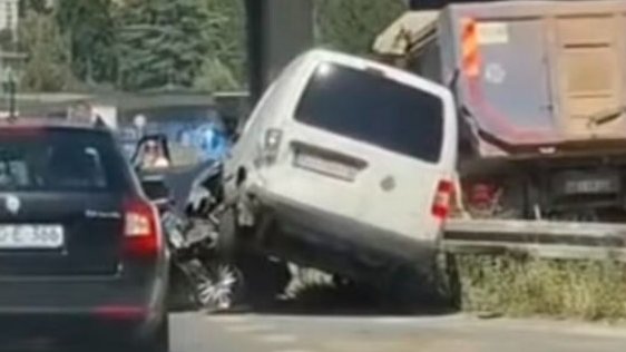 Saobraćajna nesreća na putu Užice–Sevojno, više povređenih uključujući decu – saobraćajna nesreća Užice