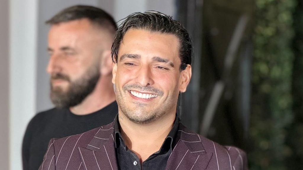 Darko Lazić otkrio svoje obrazovanje: Srednju školu završio vanredno zbog muzičke karijere – Darko Lazić obrazovanje