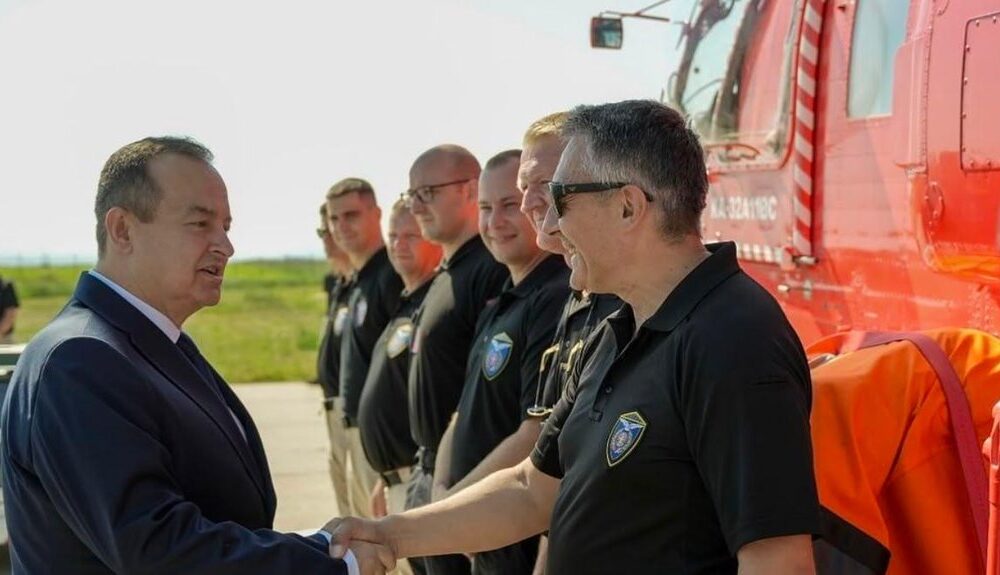 Srpski piloti izveli 81 nalet u Španiji i izbacili 283 tone vode na požare – Helikopterska jedinica MUP-a Srbije