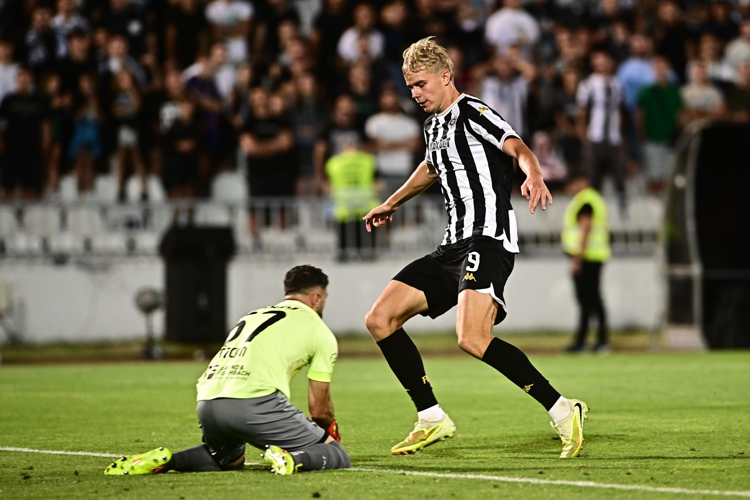 Tobol stiže u Beograd sa dva aviona zbog logističkih izazova pred meč sa Partizanom – Tobol Partizan Liga konferencija
