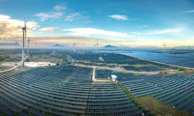 Total Enerdžis preuzima Šelove evropske obnovljive izvore i prodaje portfolijo KKR-u za 1,8 milijardi evra