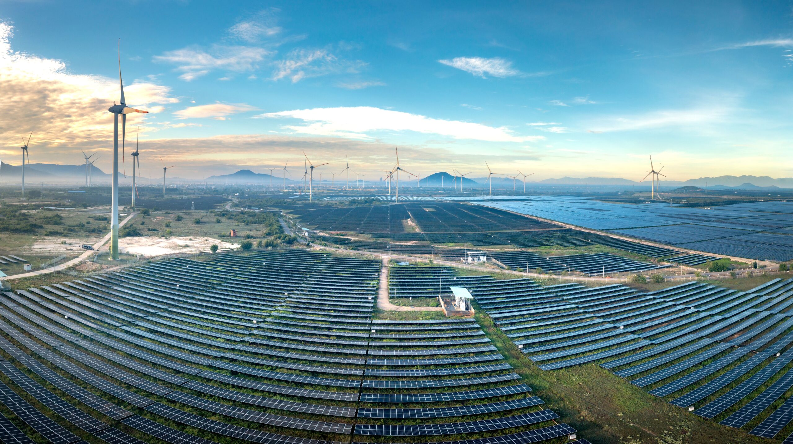 Total Enerdžis preuzima Šelove evropske obnovljive izvore i prodaje portfolijo KKR-u za 1,8 milijardi evra