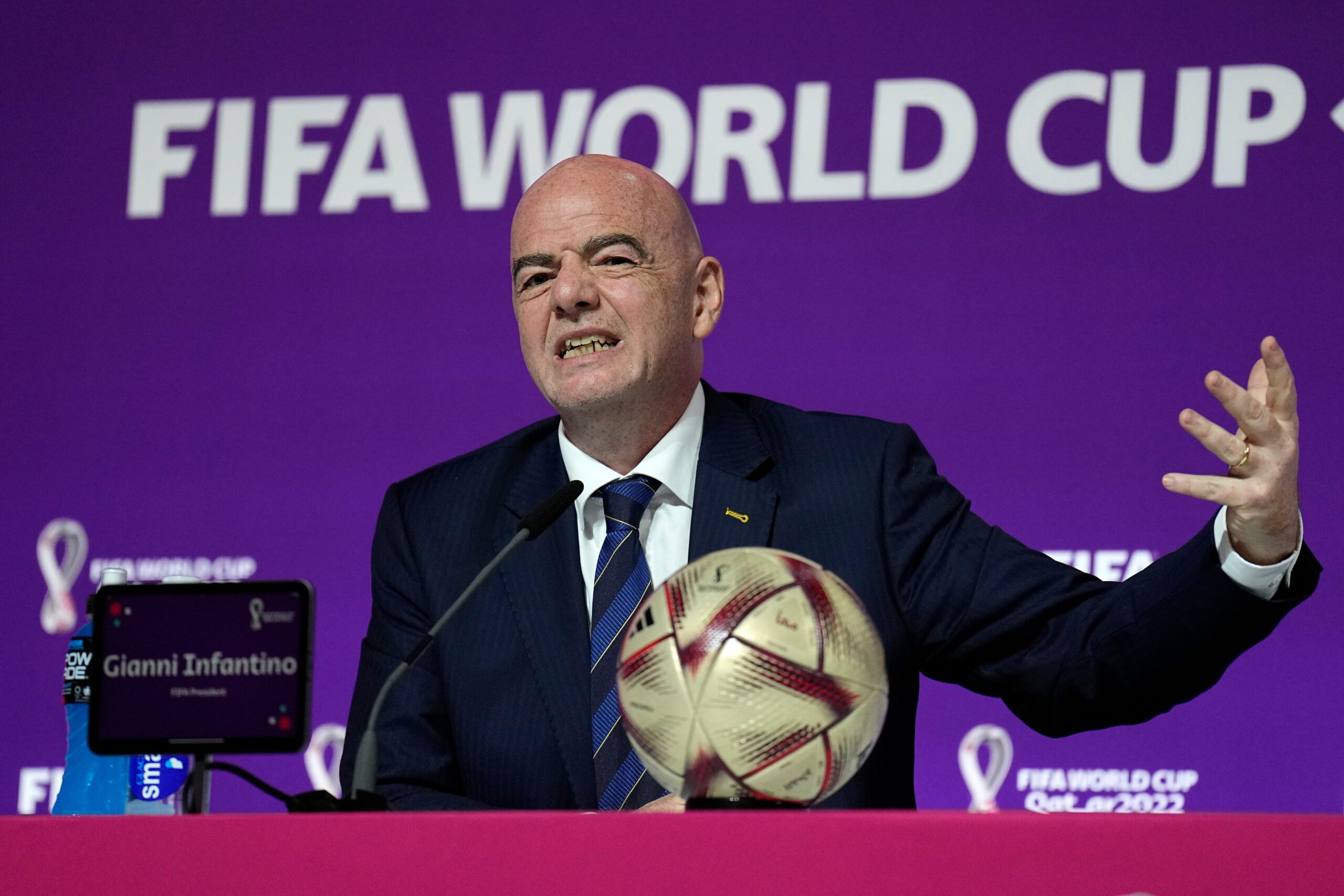 UEFA preti pravnim merama protiv FIFA zbog plana Giannija Infantina o prodaji dela Mundijala