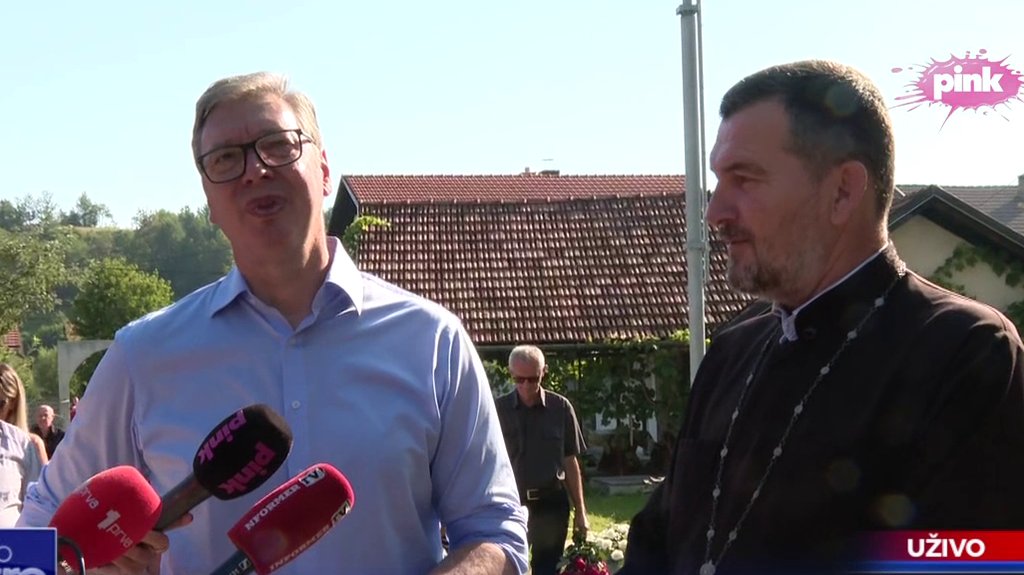 Aleksandar Vučić obilazi crkvu u Čipuljiću tokom posete Republici Srpskoj – obilazak crkve u Čipuljiću