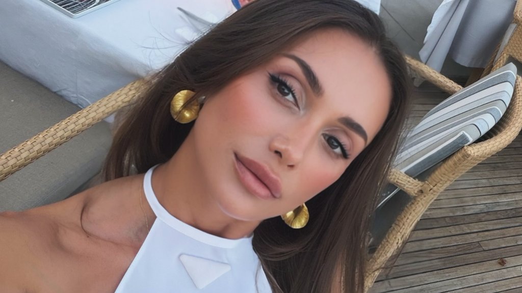 Emina Jahović otkrila odnos sa snajkom Dušicom: Porodične slike govore više od reči – istina o Emininom odnosu sa snajkom