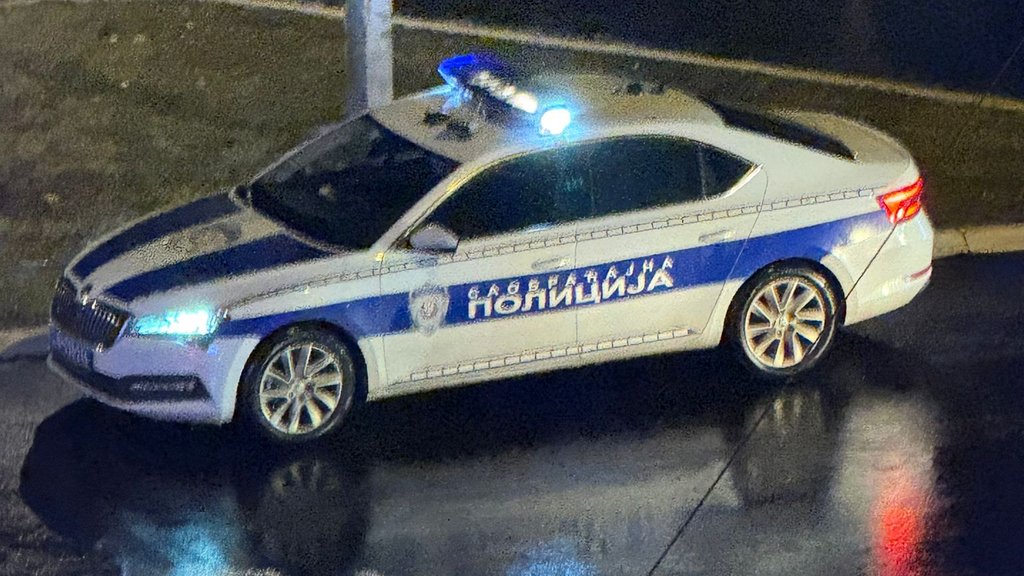 Molotovljev koktel bačen na hotel na Novom Beogradu, zaposleni sprečio požar – napad molotovljevim koktelom Novi Beograd