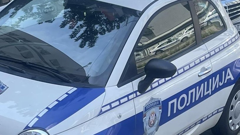 Filmska potera u Novom Sadu: Uhapšen 'otimač zlatnih lančića' posle napada na policajca – krađa zlatnih lančića u Novom Sadu