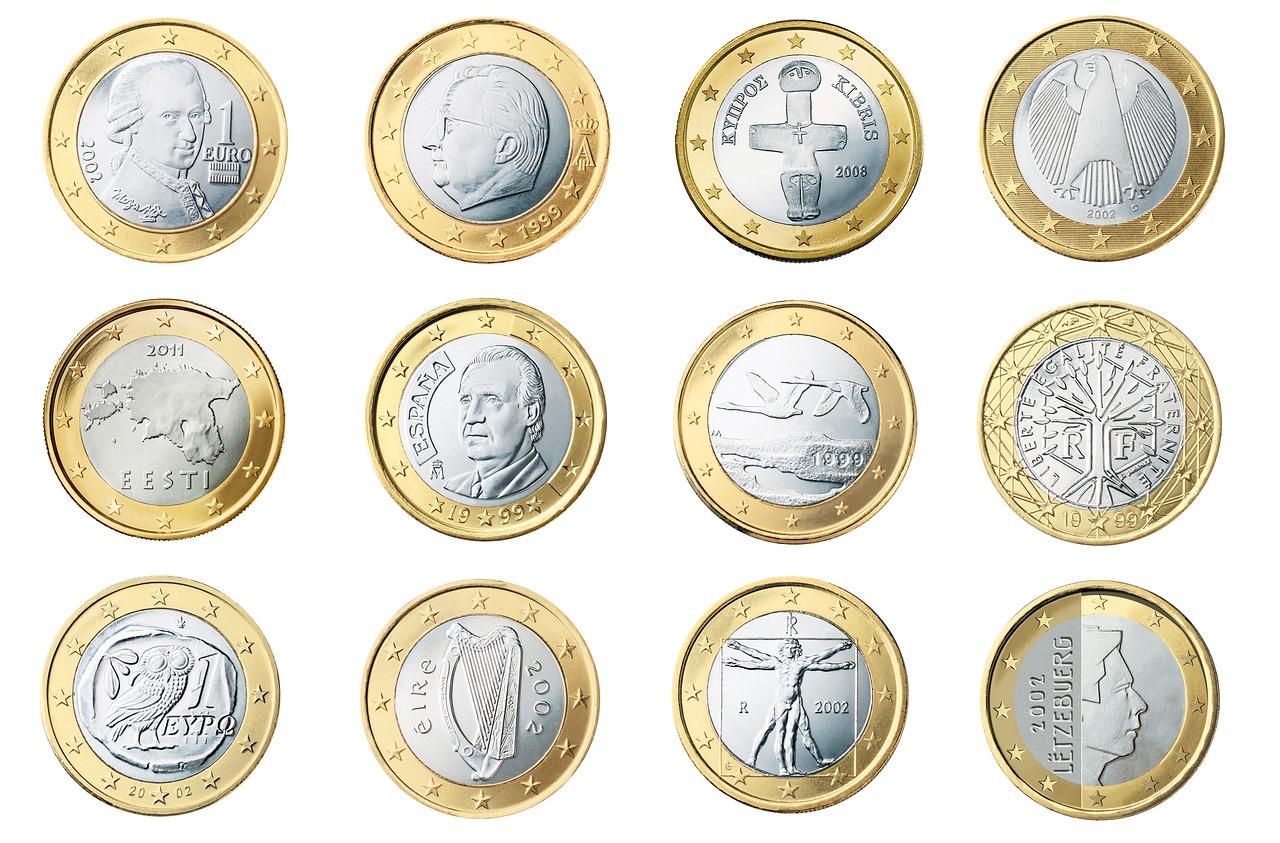 Kupci evroobveznica drže 12,41 milijardu evra duga Srbije na kraju juna