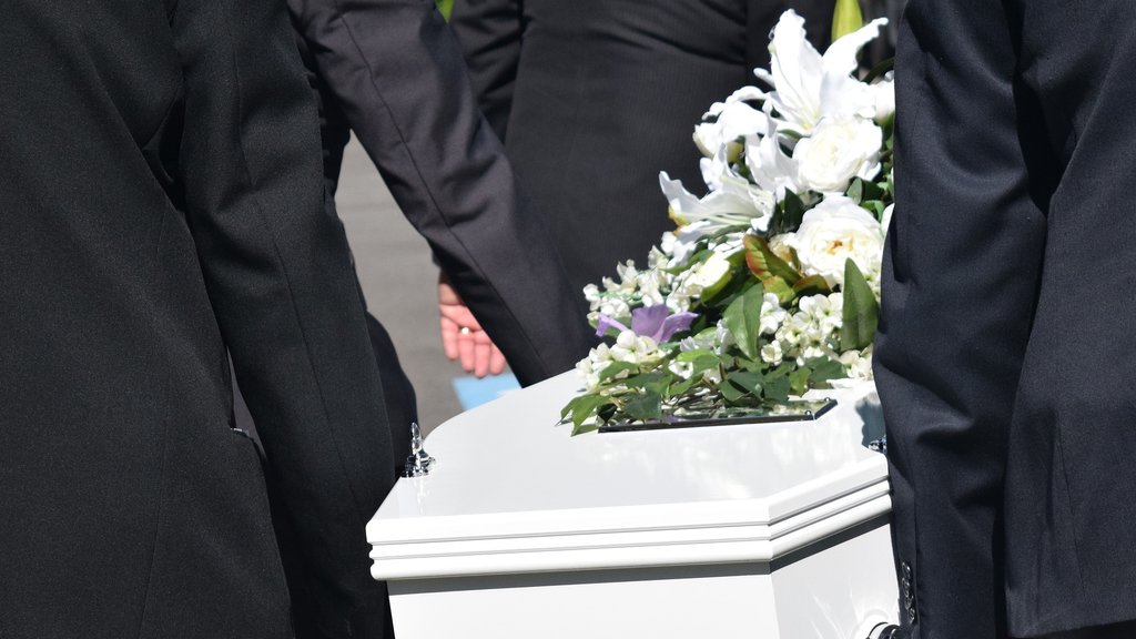 Poslednji ispraćaj ubijene Ruskinje u Beogradu, porodica i prijatelji se oprostili – napad u Beogradu
