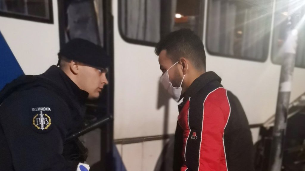 Srpska policija i Europol razbili mreže krijumčara migranata u međunarodnoj akciji – krijumčari migranata