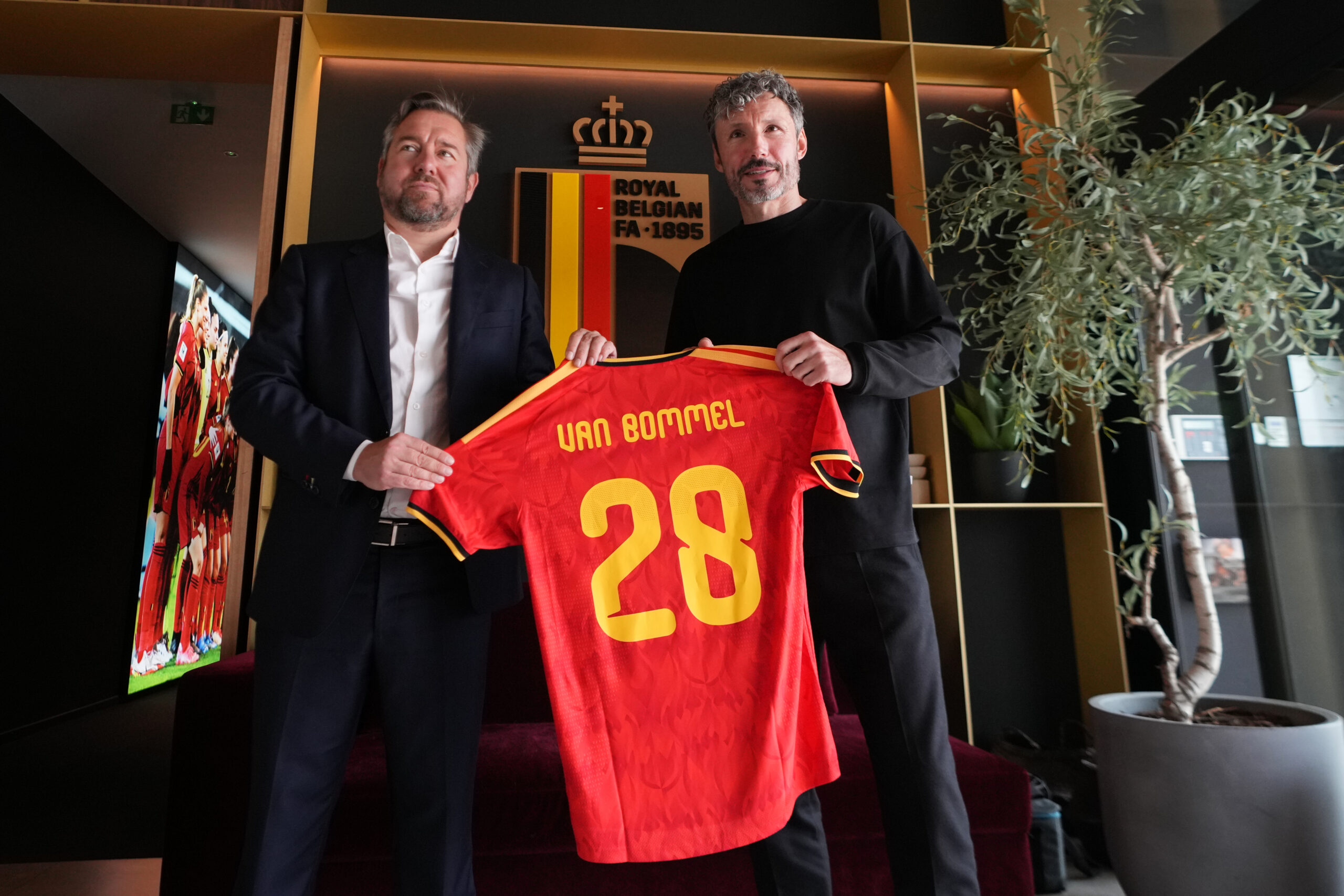 Mark van Bommel preuzeo Belgiju: Razgovor sa Courtois tek predstoji