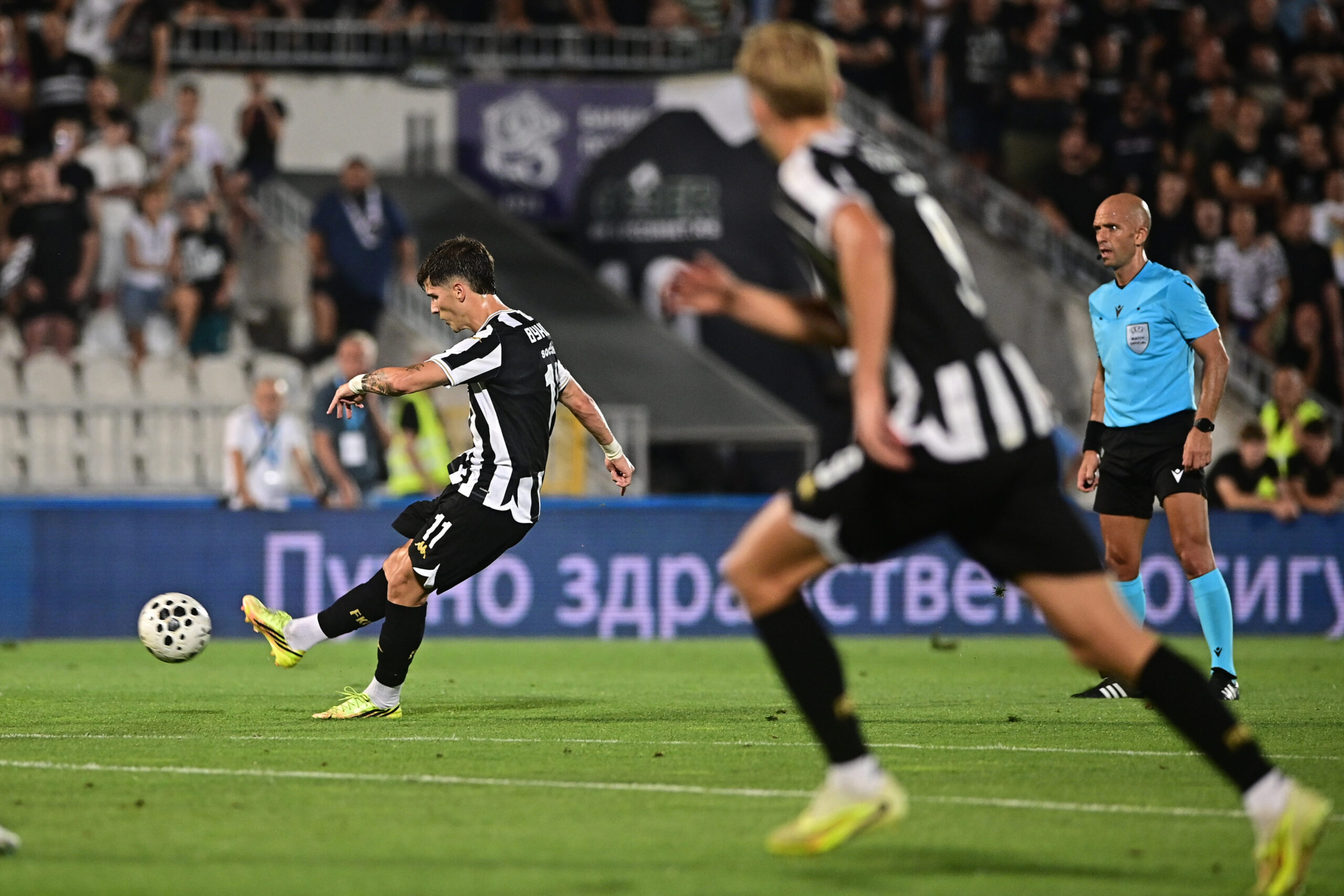 Milan Vukotić otkriva: Kako nas saveti Raće Petrovića vode ka većoj kreativnosti – Milan Vukotić Partizan Liga šampiona