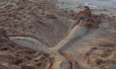 Anika Božić objavila fotografije sa plaže: Grudi prekrila zvezdicama i pozirala kao sirena