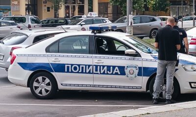 Detonacija tokom noći u Rakovici: Krater na ulici, policija traga za počiniocem – napad u Beogradu
