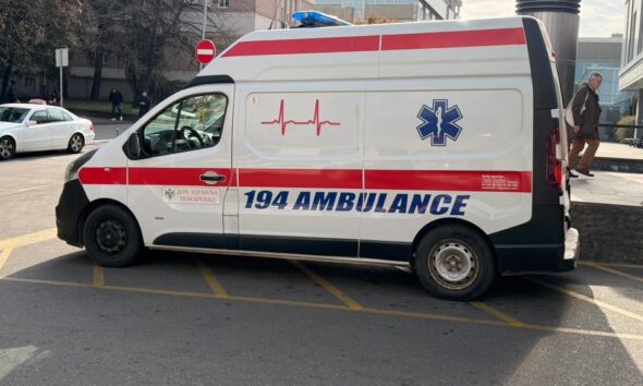 Devojčica teško povređena tokom jahanja u Surčinu: Detalji nesreće – nesreća u Surčinu