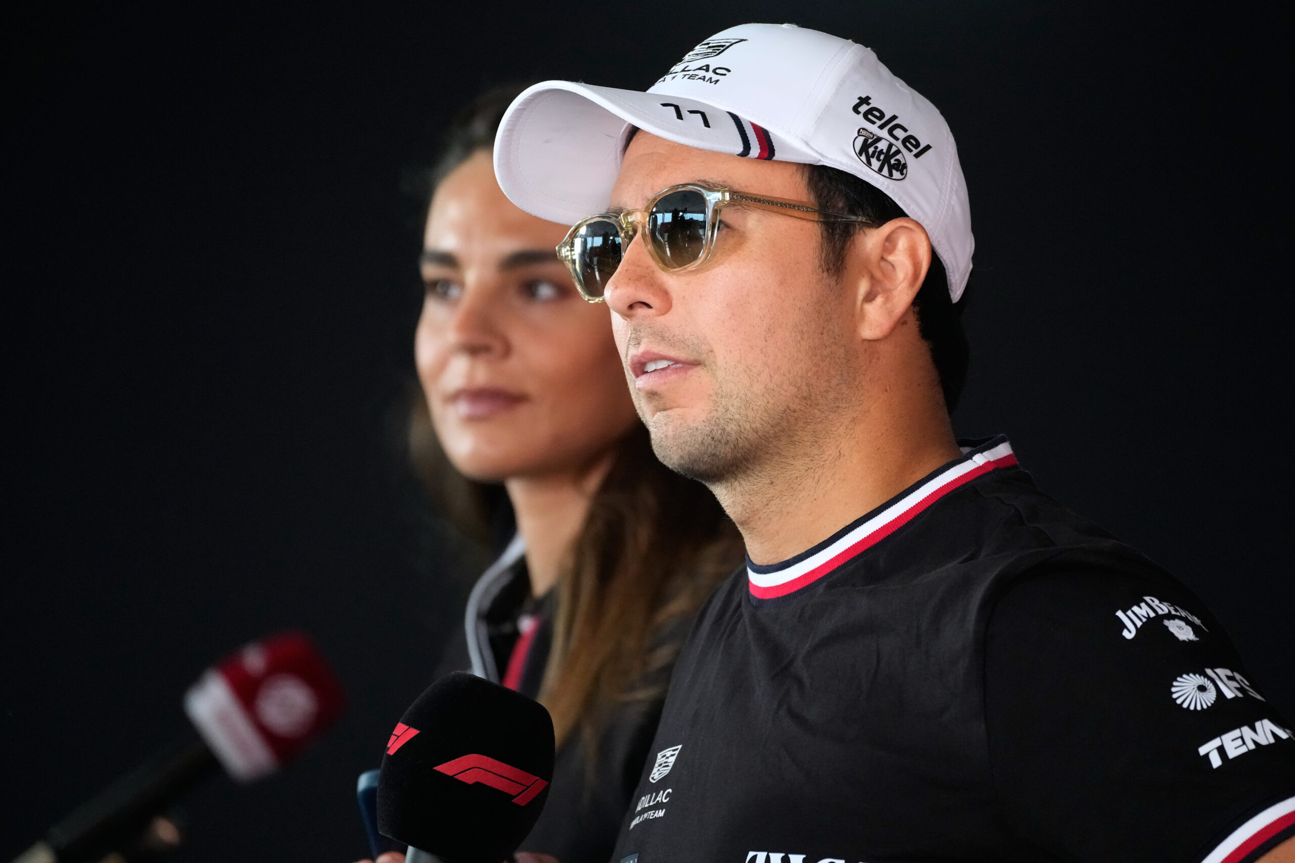 Sergio Perez u fokusu: Pregovori sa Williamsom dok Carlos Sainz razmatra budućnost – Sergio Perez Williams pregovori