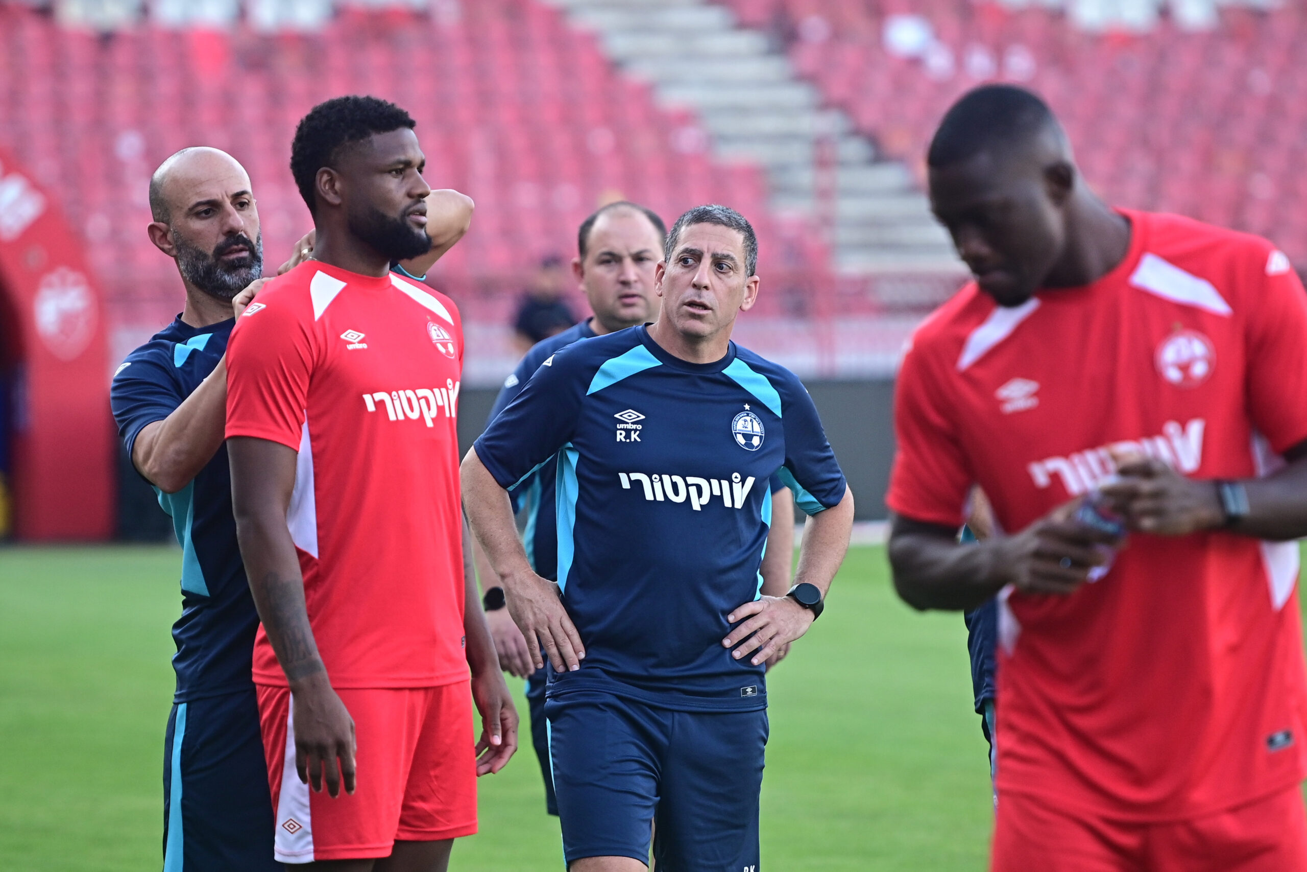 Crvena zvezda otkrila startni tim za duel sezone protiv Hapoela: Arnautović na terenu, Stanković veruje Lukasenu – Crvena zvezda Hapoel Liga šampiona