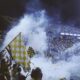 Navijači Hajduka izazvali skandal u Splitu: Torcida sa provokativnim transparentom i pokličima protiv Srba – Hajduk Split Torcida transparent
