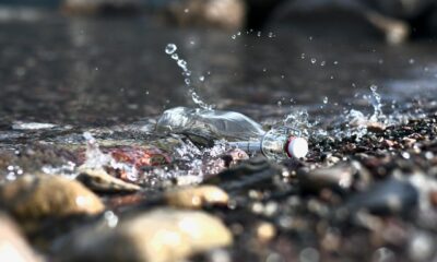 message in a bottle, nature, beach, water, sea, lake, drops, waves