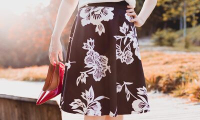 Crvena suknja donosi osveženje i eleganciju na modne piste i ulice – crvena suknja moda