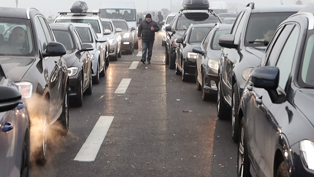 Gužve na izlazu iz Srbije na Horgošu: Putnička vozila čekaju 45 minuta – izlaz iz Srbije na Horgošu