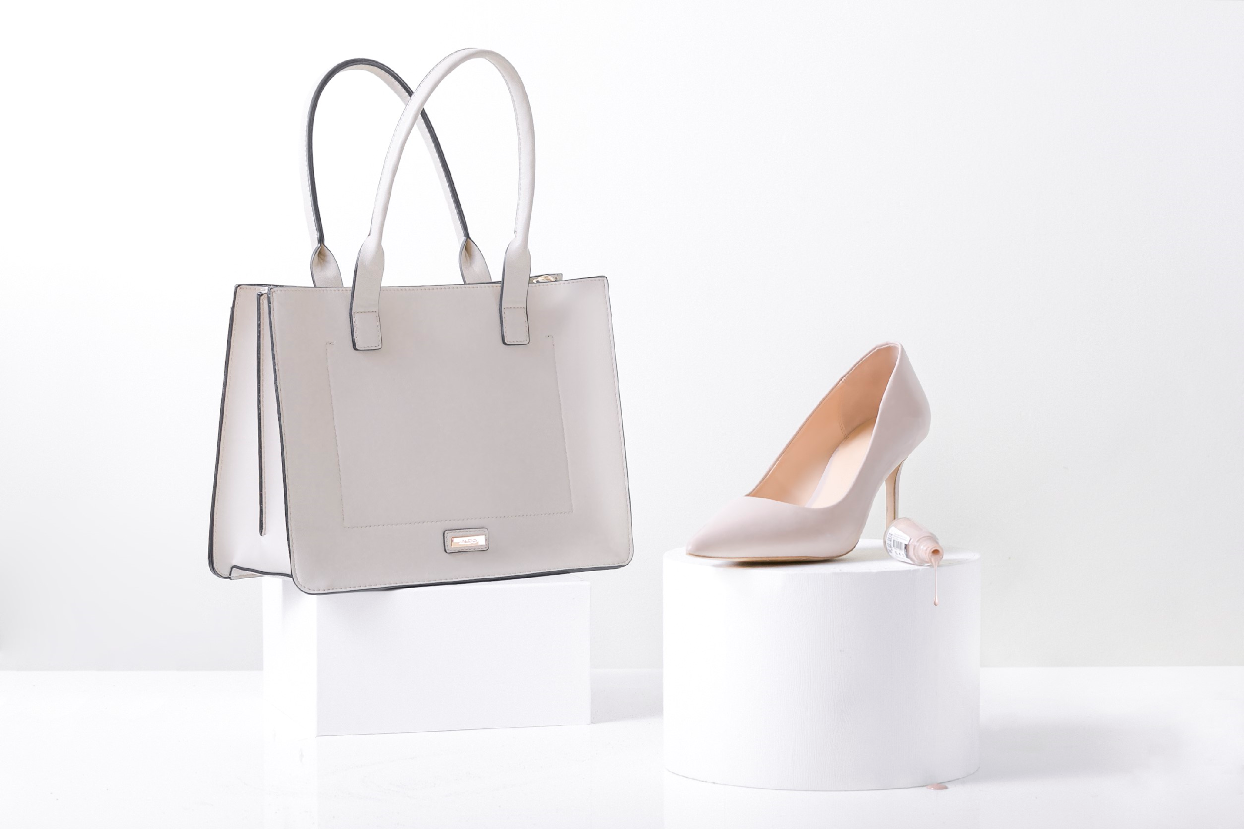 Balenciaga City torba ponovo osvaja modne ulice širom sveta