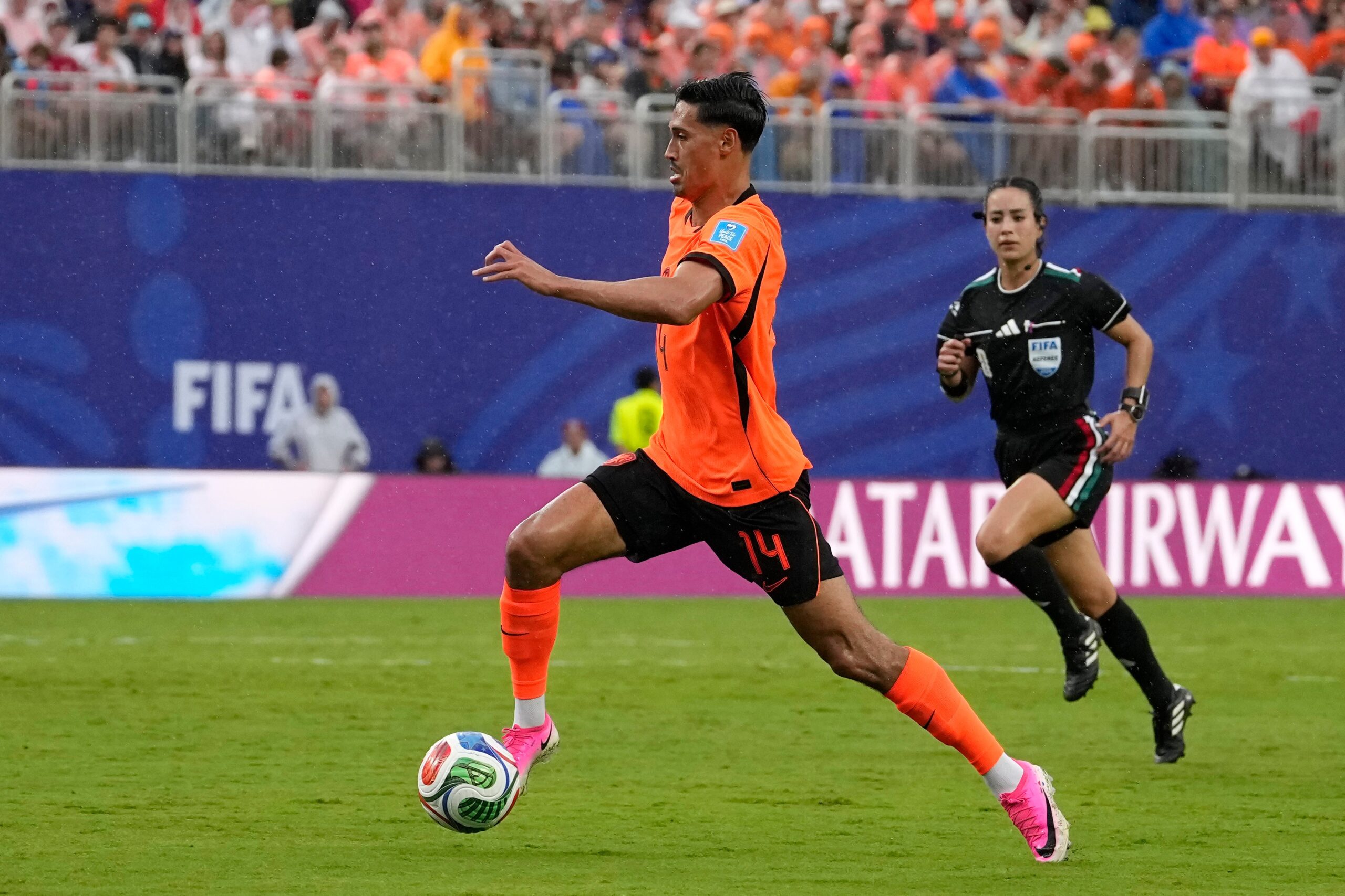 Tijani Rejnders napušta Mančester siti: Transfer u Saudijsku Arabiju za 61 milion evra