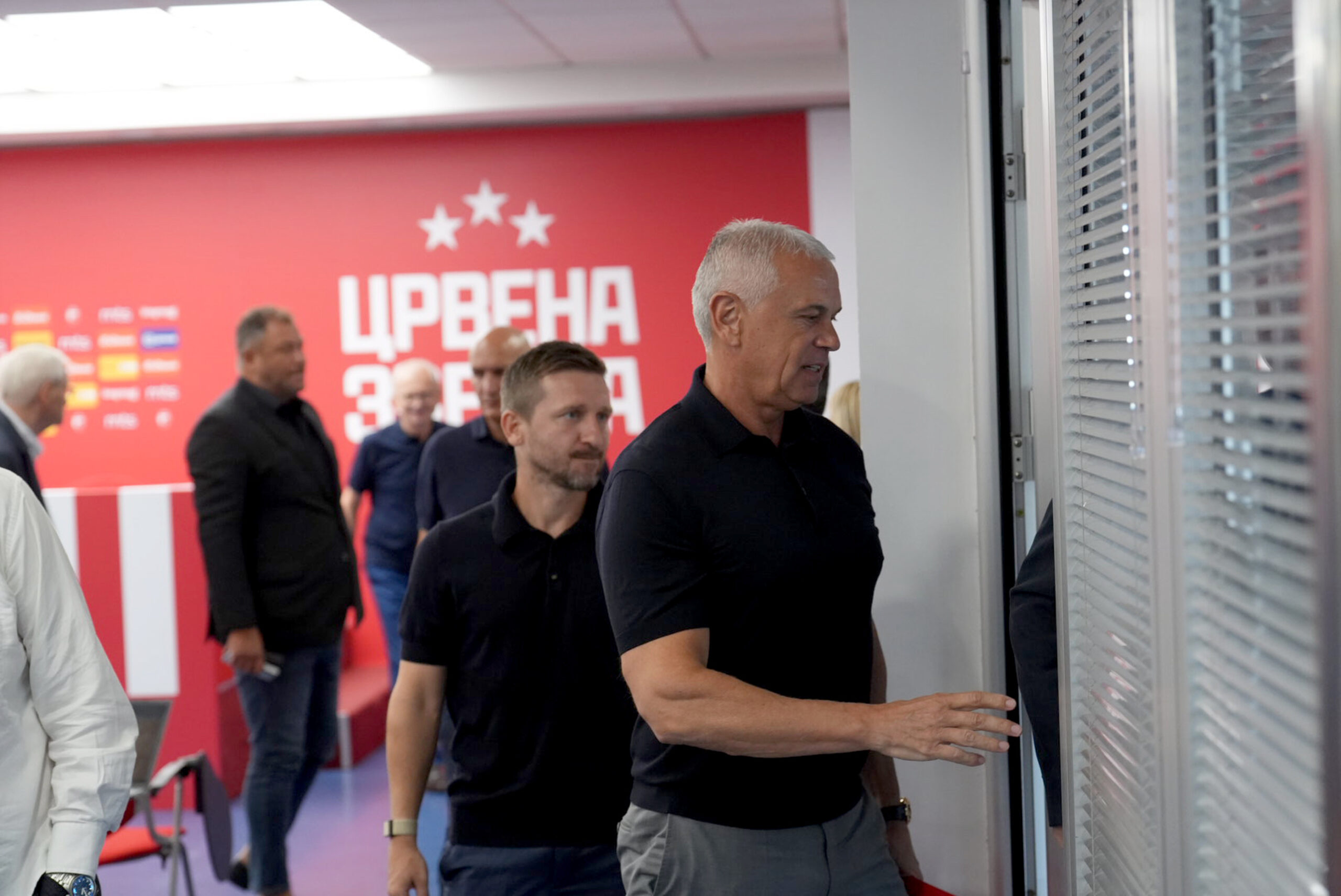 Albert Rijera i zvanično preuzeo Crvenu zvezdu: Šta donosi novi trener