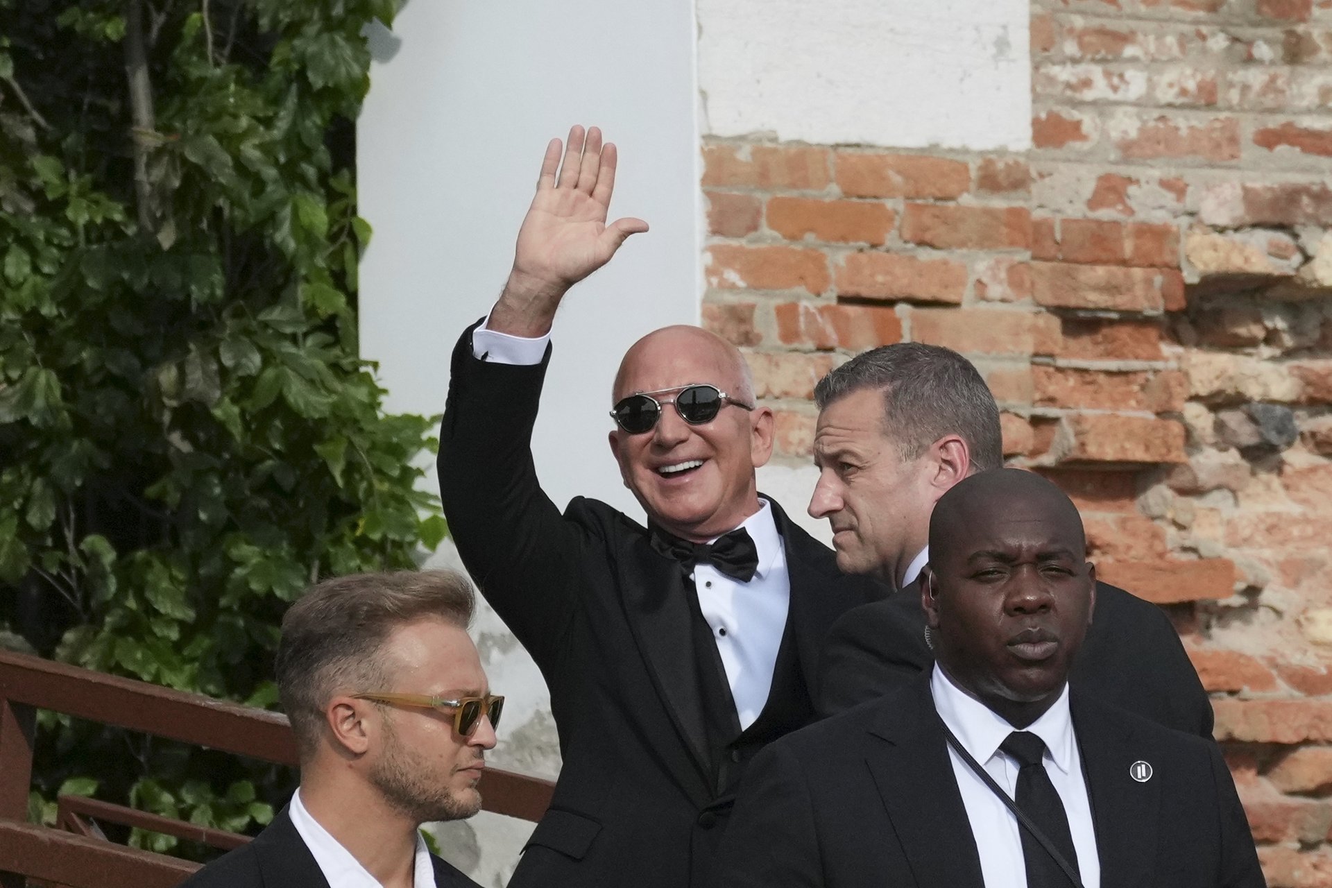Džef Bezos postaje deo Liverpula: Investicija koja menja tok Premijer lige