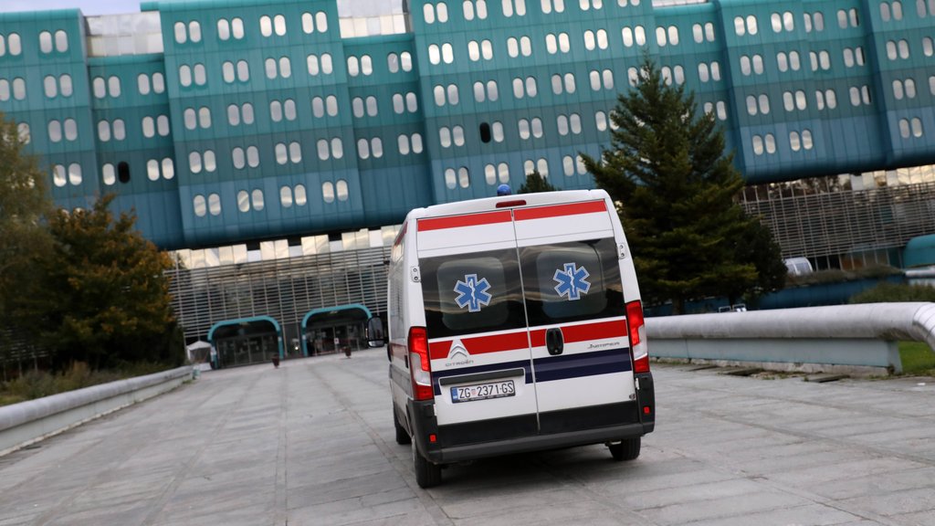 Požar u Omišu: Sedmoro životno ugroženo, 14 osoba hospitalizovano