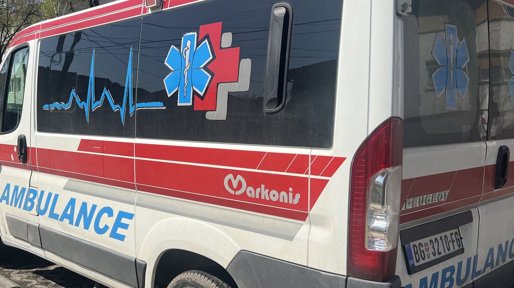 Teška povreda radnika na Voždovcu: Pad sa kamiona na gradilištu – nesreća na Voždovcu