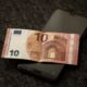 Vlada Srbije predlaže povećanje minimalne zarade na 600 evra od 2027. godine