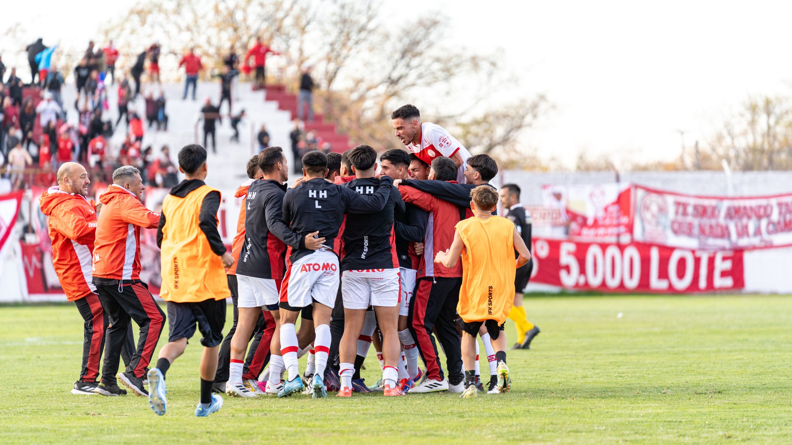 Andora deklasirala Ceutu 5:1 pod kišom: Sjajni nastupi Canóa i Quintane – Andora Ceuta Segunda División