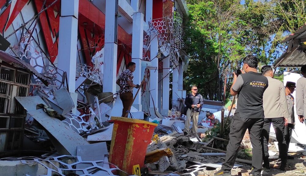 Zemljotres magnitude 7,7 pogodio obalu indonežanskog ostrva Flores