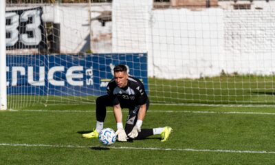 Chukwuma Eze produžio ugovor sa Real Oviedom do 2029: Šta sledi za mladog defanzivca