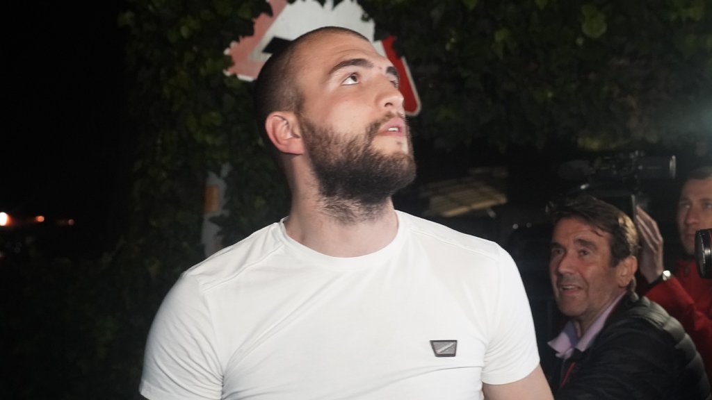 KAKO JE VELJKO RAŽNATOVIĆ TRAŽIO MIR U MOSKVI: Sin Cece Ražnatović otkrio detalje života u crkvenom podvorju (FOTO) – boravak u Moskvi
