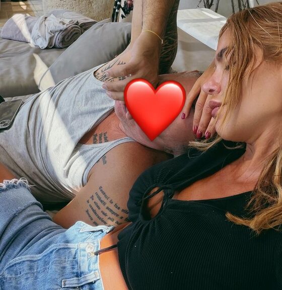 KO BI OČEKIVAO OVAKAV ODMOR MARINE VISKOVIĆ: Pevačica uživa sa dečkom milionerom i šalje poruku o opuštenosti (FOTO) – Marina Visković na odmoru